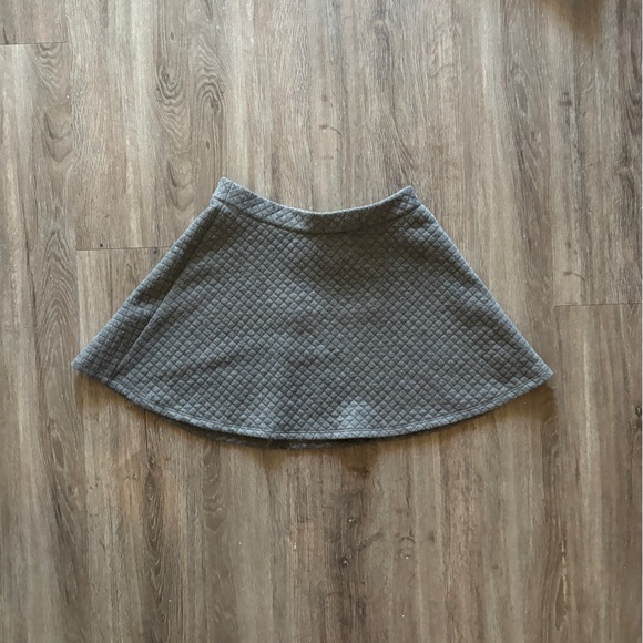 grey circle skirt - Picture 1 of 2